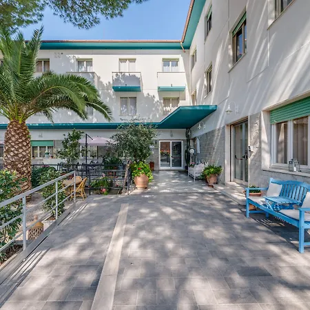 Hotel Massimo 3*