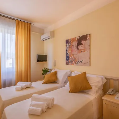 ホテル Massimo マリーナ・ディ・チェーチナ