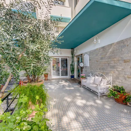 Massimo Hotel