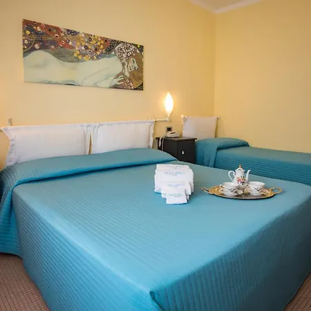 Massimo 3* マリーナ・ディ・チェーチナ