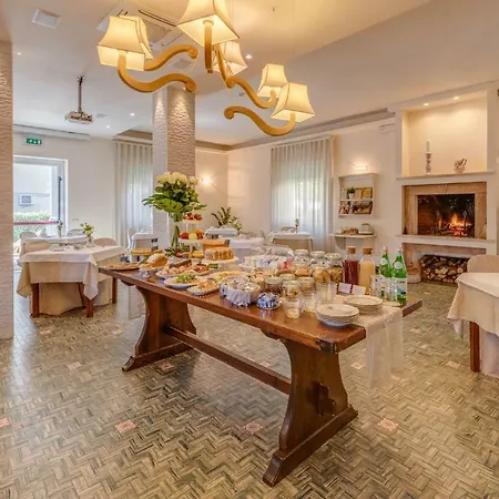 Hotel Massimo 3*